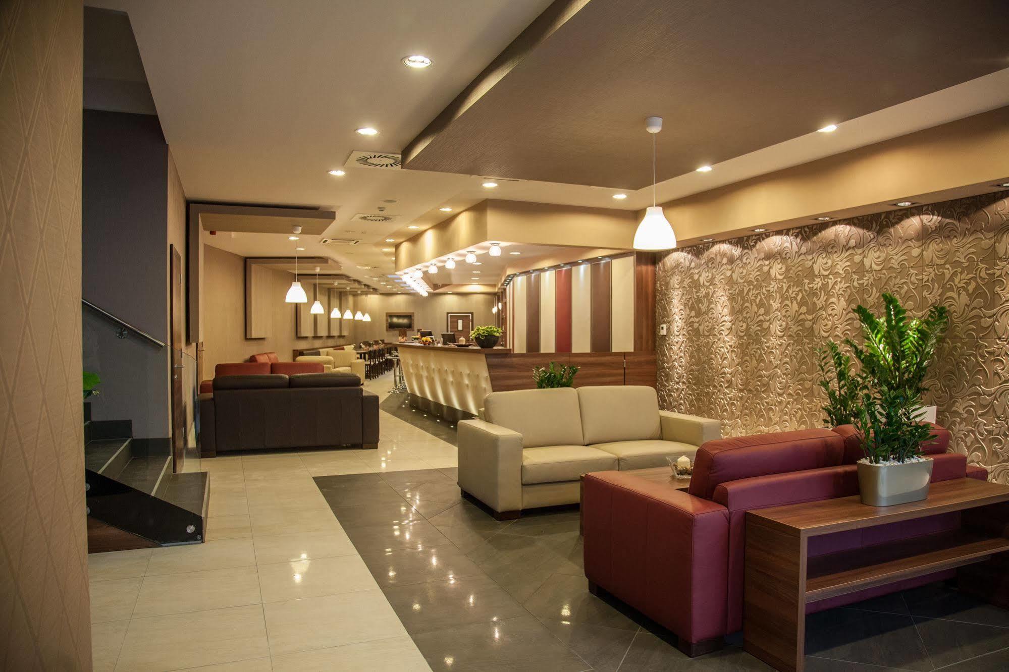 Hotel Vitta Superior 3*