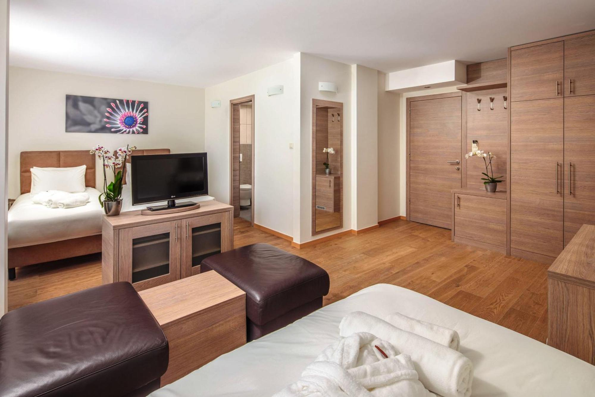 Vitta Superior Hotel 3*